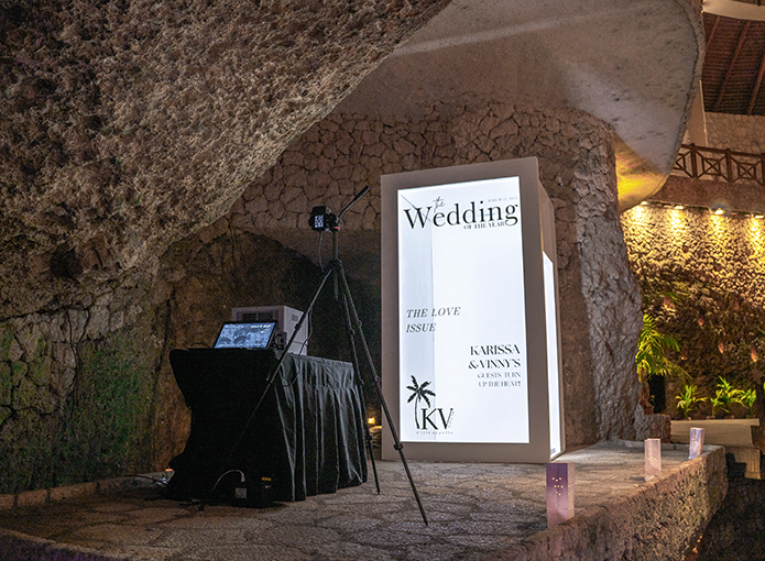 Nuevos Servicios-Magazine Booth con diseño de portada de revista